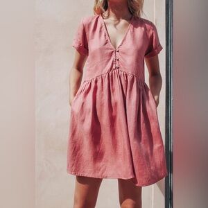 Rove SUNCHASER Dress - dark blush linen in size large